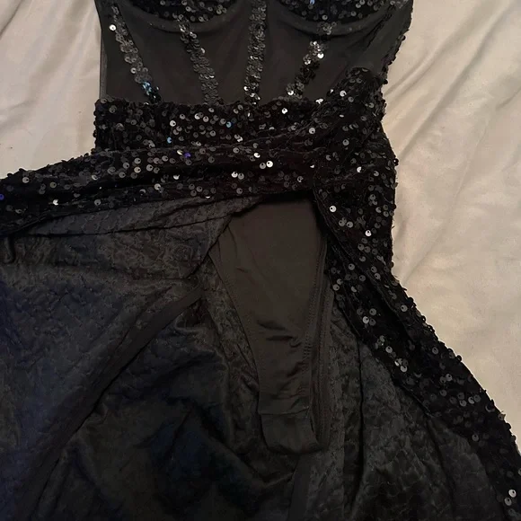 Diva Boutique Black Sequin High Slit Dress - Picture 10 of 12
